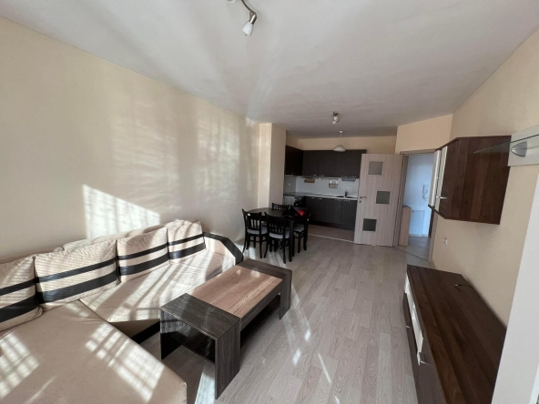 Дава се под наем Двустаен апартамент в София, Надежда 3 - 67 кв.м за 578.34 € - Снимка #1