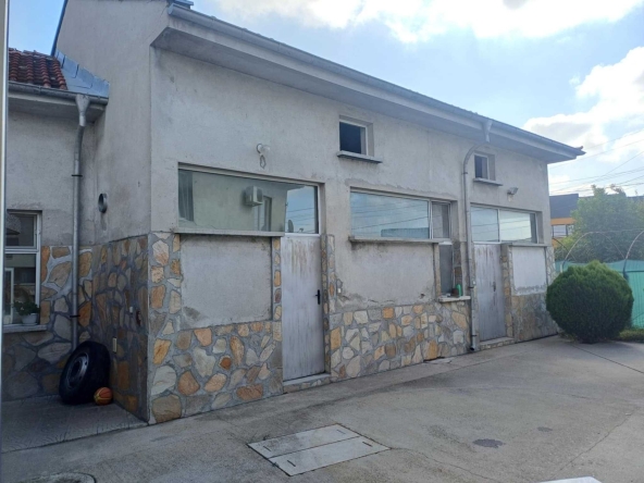 Етаж от къща в Пловдив, Кючук Париж - 300 кв.м за 578 €/кв.м - Снимка #1