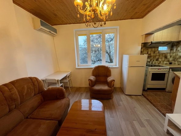 Дава се под наем Двустаен апартамент в София, Толстой - 48 кв.м за 398.82 € - Снимка #1