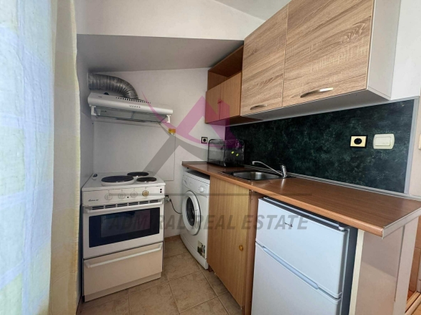 Дава се под наем Двустаен апартамент в Варна, Център - 50 кв.м за 298.86 € - Снимка #1