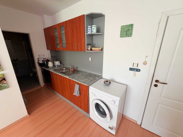 Двустаен апартамент в к.к. Слънчев бряг - 48 кв.м за 494 €/кв.м - Снимка #1