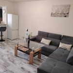 Дава се под наем Тристаен апартамент в Пловдив, Каменица 2 - 72 кв.м за 548.25 € - Снимка #1