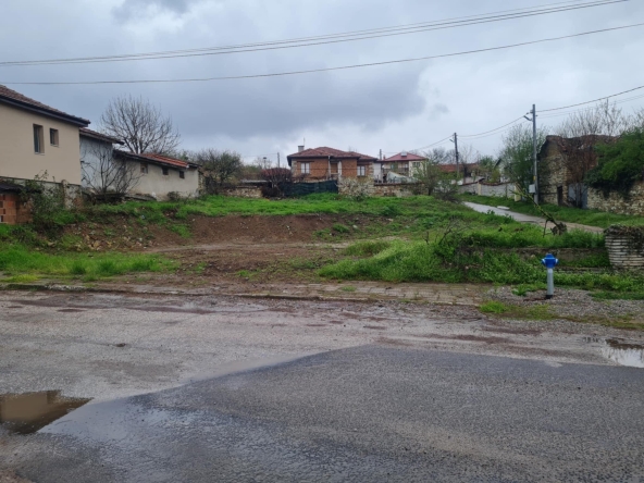 Парцел в с. Николово, Област Хасково - 620 кв.м за 29 €/кв.м - Снимка #1