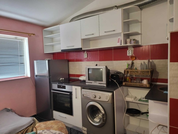 Дава се под наем Ателие в Несебър - 27 кв.м за 398.82 € - Снимка #1