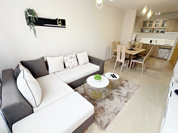 Двустаен апартамент в к.к. Слънчев бряг - 62 кв.м за 699 €/кв.м - Снимка #1