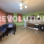 Дава се под наем Тристаен апартамент в Варна, Център - 84 кв.м за 498.27 € - Снимка #1