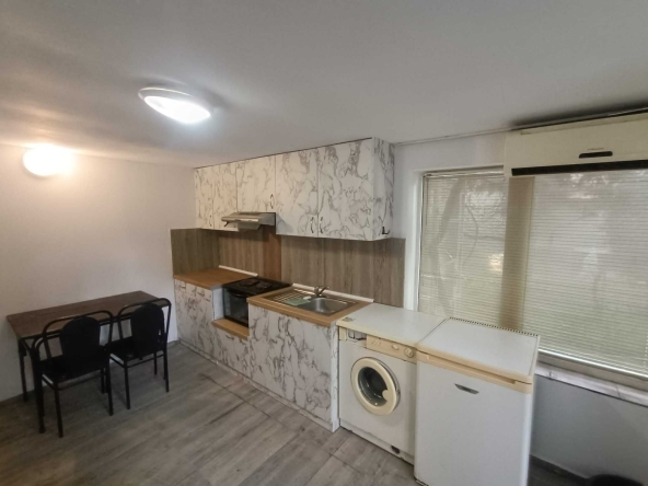 Дава се под наем Едностаен апартамент в Варна, Окръжна болница - 20 кв.м за 284.07 € - Снимка #1