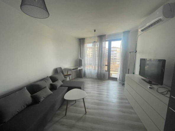 Дава се под наем Едностаен апартамент в София, Малинова долина - 40 кв.м за 498.27 € - Снимка #1