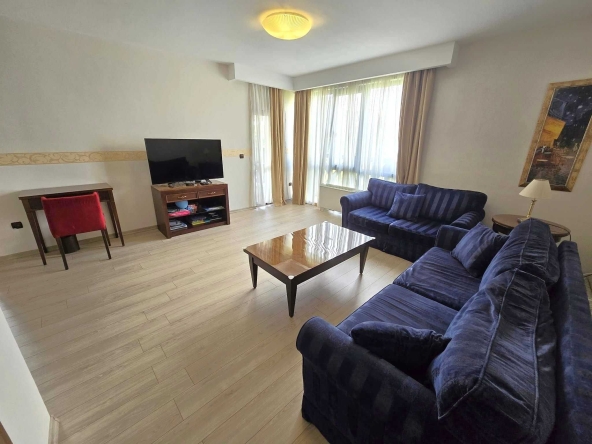 Тристаен апартамент в Банско - 100 кв.м за 1360 €/кв.м - Снимка #1