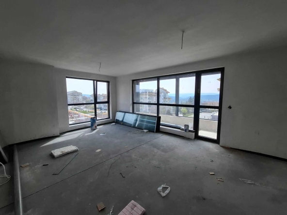 Тристаен апартамент в Велико Търново, Картала - 101 кв.м за 858 €/кв.м - Снимка #1