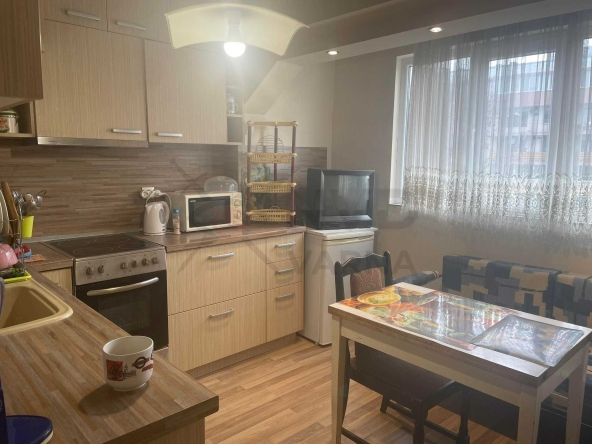 Дава се под наем Тристаен апартамент в Варна, Левски - 65 кв.м за 428.91 € - Снимка #1