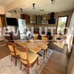 Дава се под наем Етаж от къща в к.к. Св.Св. Константин и Елена - 85 кв.м за 797.64 € - Снимка #1