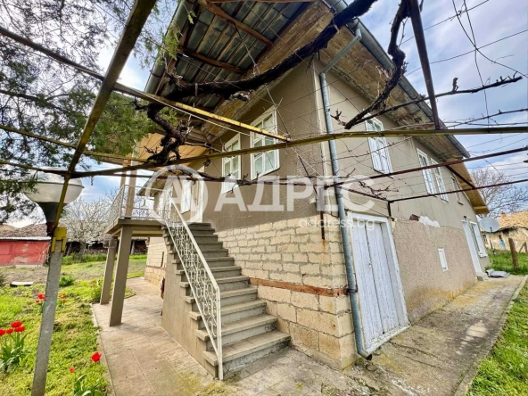 Къща в Попово - 200 кв.м за 125 €/кв.м - Снимка #1