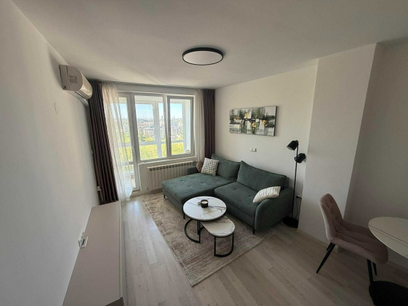 Дава се под наем Двустаен апартамент в София, Младост 2 - 60 кв.м за 698.19 € - Снимка #1