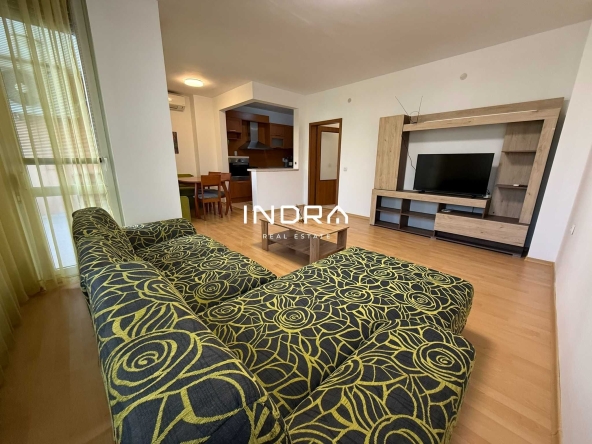 Дава се под наем Двустаен апартамент в Бургас, Братя Миладинови - 70 кв.м за 398.82 € - Снимка #1