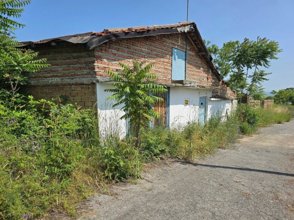 Къща в с. Еленово, Област Сливен - 130 кв.м за 49 €/кв.м - Снимка #1