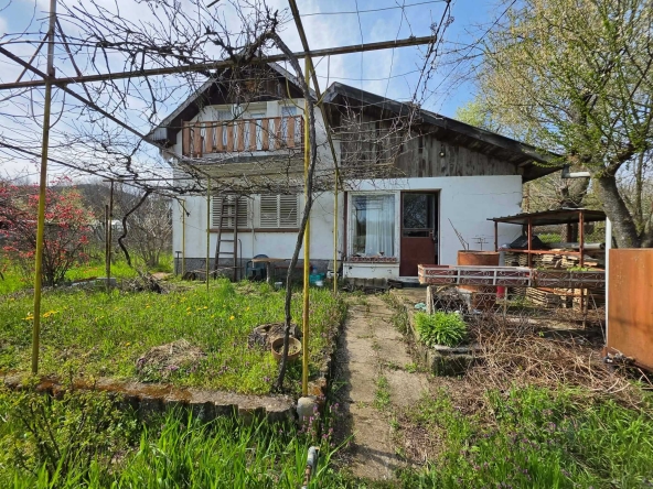 Къща в Търговище, Вилна зона - 80 кв.м за 542 €/кв.м - Снимка #1