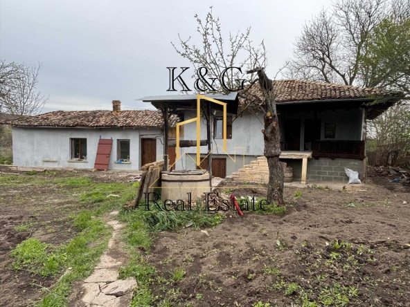 Къща в с. Балкански, Област Разград - 70 кв.м за 365 €/кв.м - Снимка #1