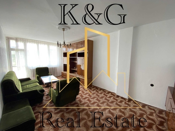 Тристаен апартамент в Разград, Бели Лом - 103 кв.м за 471 €/кв.м - Снимка #1