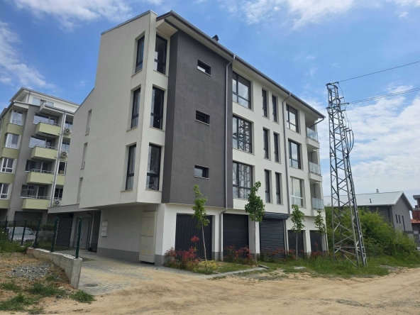 Тристаен апартамент в Стара Загора, Център - 90 кв.м за 754 €/кв.м - Снимка #1