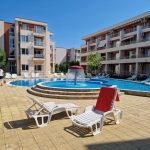 Тристаен апартамент в к.к. Слънчев бряг - 74 кв.м за 879 €/кв.м - Снимка #1