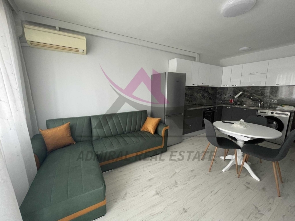 Дава се под наем Двустаен апартамент в Варна, Център - 60 кв.м за 448.8 € - Снимка #1