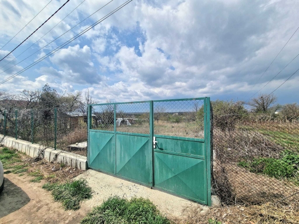 Земеделски имот в Добрич, в.з. Лозята -  кв.м за 32 €/дка - Снимка #1