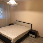 Дава се под наем Тристаен апартамент в Бургас, Център - 92 кв.м за 331.5 € - Снимка #1