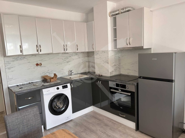 Дава се под наем Двустаен апартамент в Варна, Колхозен пазар - 55 кв.м за 700 € - Снимка #1