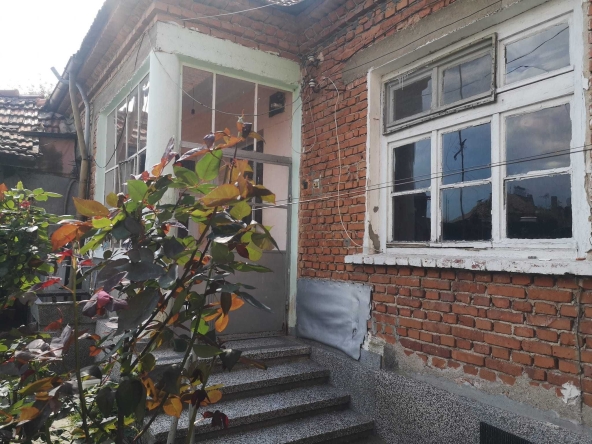 Къща в Свиленград - 45 кв.м за 907 €/кв.м - Снимка #1