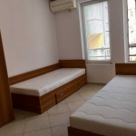 Дава се под наем Двустаен апартамент в Бургас, Братя Миладинови - 50 кв.м за 153 € - Снимка #1