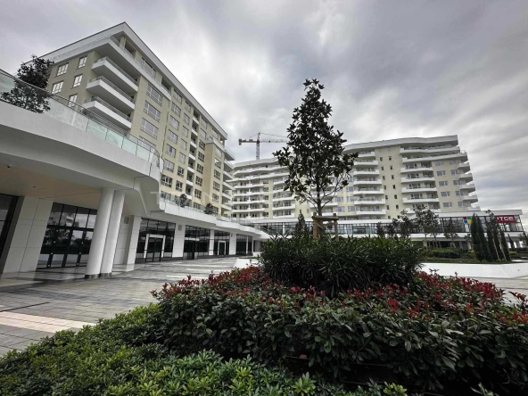 Тристаен апартамент в Бургас, Славейков - 124 кв.м за 1311 €/кв.м - Снимка #1