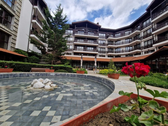 Двустаен апартамент в Банско - 67 кв.м за 1232 €/кв.м - Снимка #1