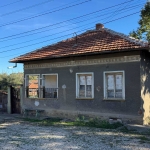 Къща в Ловеч, Гозница - 100 кв.м за 332 €/кв.м - Снимка #1