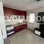 Дава се под наем Тристаен апартамент в Пловдив, Център - 90 кв.м за 475 € - Снимка #1