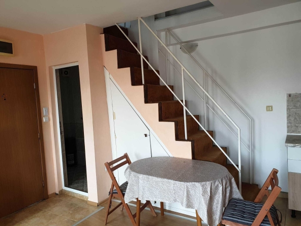 Дава се под наем Мезонет в Бургас, Лазур - 50 кв.м за 306 € - Снимка #1