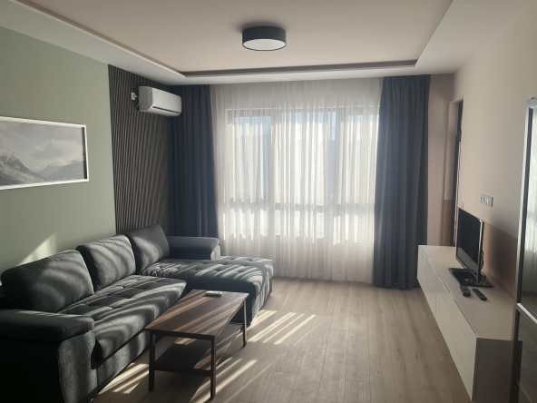 Дава се под наем Двустаен апартамент в Пловдив, Тракия - 70 кв.м за 650 € - Снимка #1