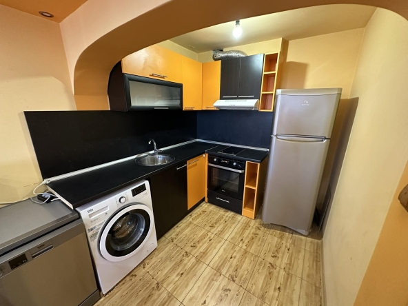 Двустаен апартамент в Бургас, Лазур - 55 кв.м за 2273 €/кв.м - Снимка #1
