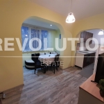 Дава се под наем Тристаен апартамент в Варна, Левски - 80 кв.м за 600 € - Снимка #1