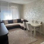 Дава се под наем Двустаен апартамент в Бургас, Възраждане - 50 кв.м за 325 € - Снимка #1