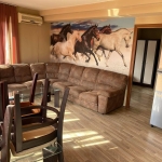 Дава се под наем Тристаен апартамент в Пловдив, Център - 85 кв.м за 400 € - Снимка #1