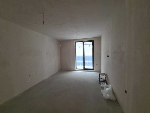 Многостаен апартамент в Хасково, Овчарски - 107 кв.м за 1245 €/кв.м - Снимка #1