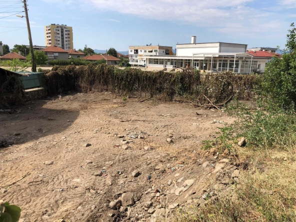 Парцел в Карлово - 255 кв.м за 98 €/кв.м - Снимка #1