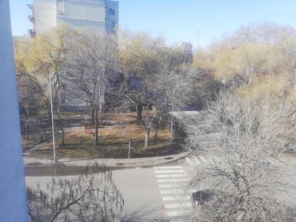 Дава се под наем Двустаен апартамент в Пловдив, Каменица 1 - 60 кв.м за 255 € - Снимка #1