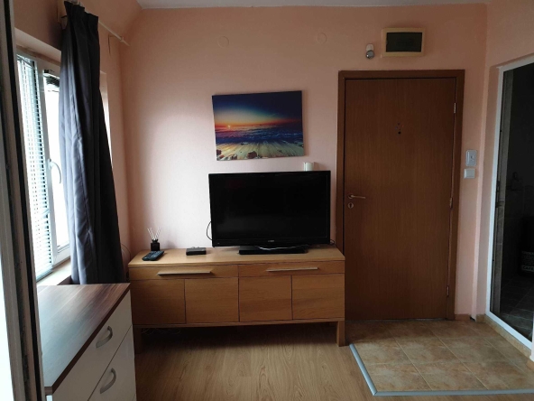 Дава се под наем Мезонет в Бургас, Лазур - 50 кв.м за 255 € - Снимка #1