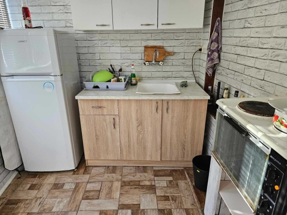 Дава се под наем Тристаен апартамент в Бургас, Братя Миладинови - 80 кв.м за 300 € - Снимка #1