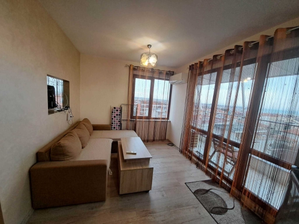 Дава се под наем Едностаен апартамент в Бургас, Сарафово - 40 кв.м за 225 € - Снимка #1