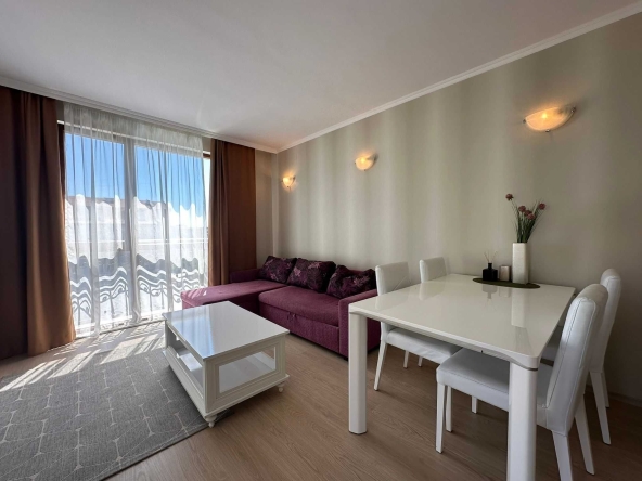 Тристаен апартамент в к.к. Слънчев бряг - 90 кв.м за 1389 €/кв.м - Снимка #1