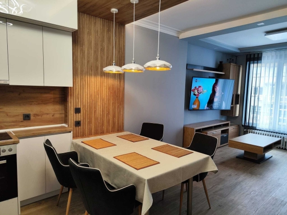 Тристаен апартамент в София, Гео Милев - 106 кв.м за 1859 €/кв.м - Снимка #1