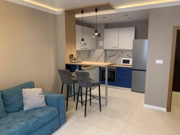 Дава се под наем Двустаен апартамент в Пловдив, Гагарин - 80 кв.м за 450 € - Снимка #1